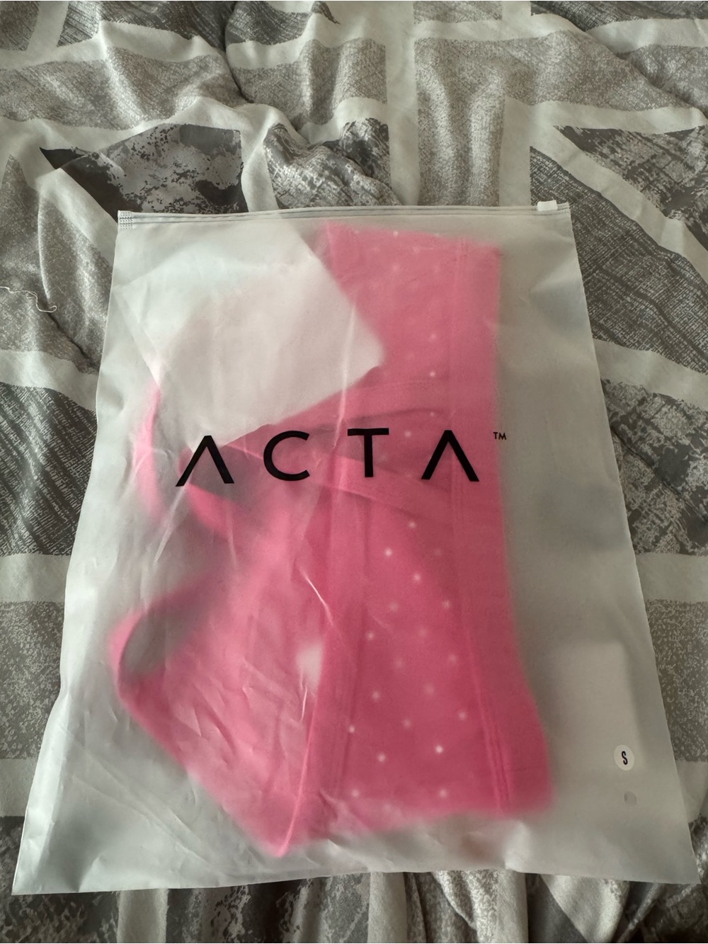 Acta Top - Picture 2 of 3
